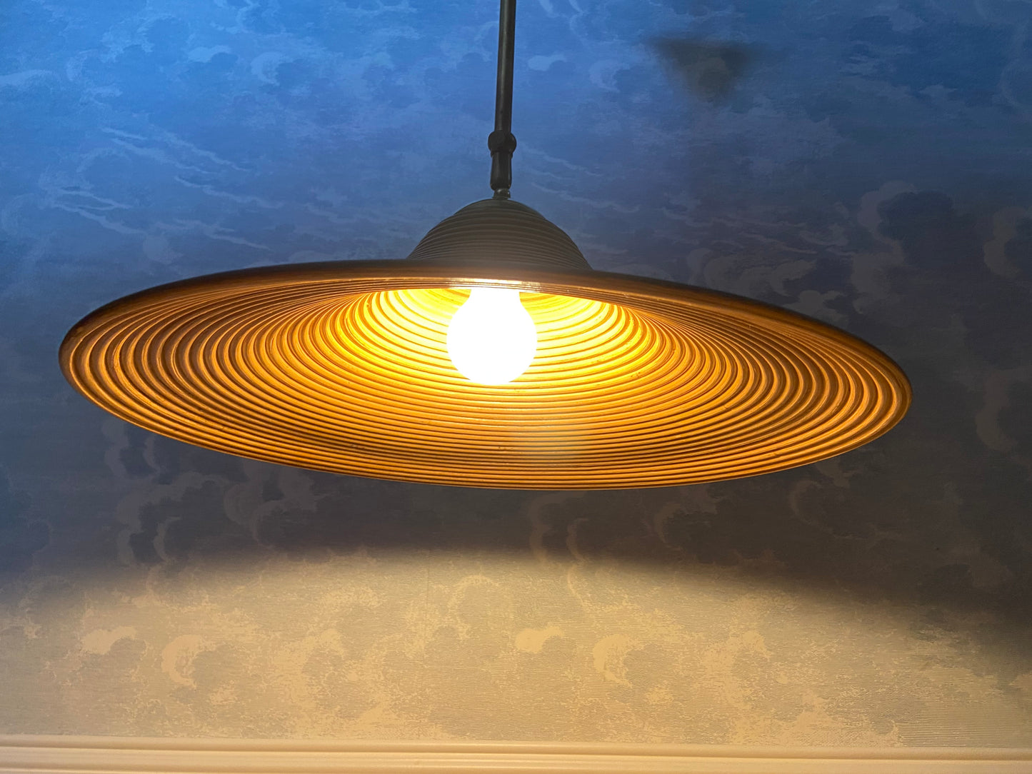 Pencil Reed Pendant Lamp with Extendable Brass Rod, Italy, Mid-Century Modern