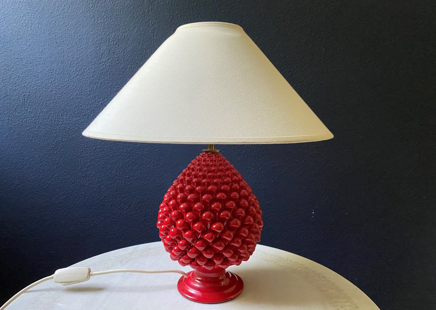 Mid Century pineapple/ artichoke table lamp Red Vintage Firenze Italy 70s