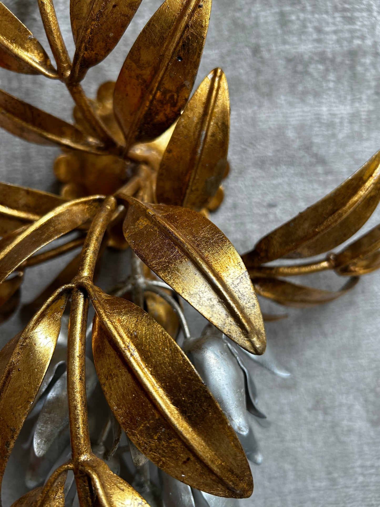 Hans Kogl Wisteria  Pioggia D’oro Sconce, Hollywood Regency, 1970s