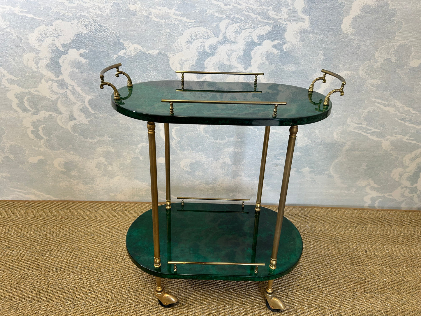 Petit Aldo Tura Bar Cart / Tea Trolley in Dark Green, Italy, 1960s, Hollywood Regency