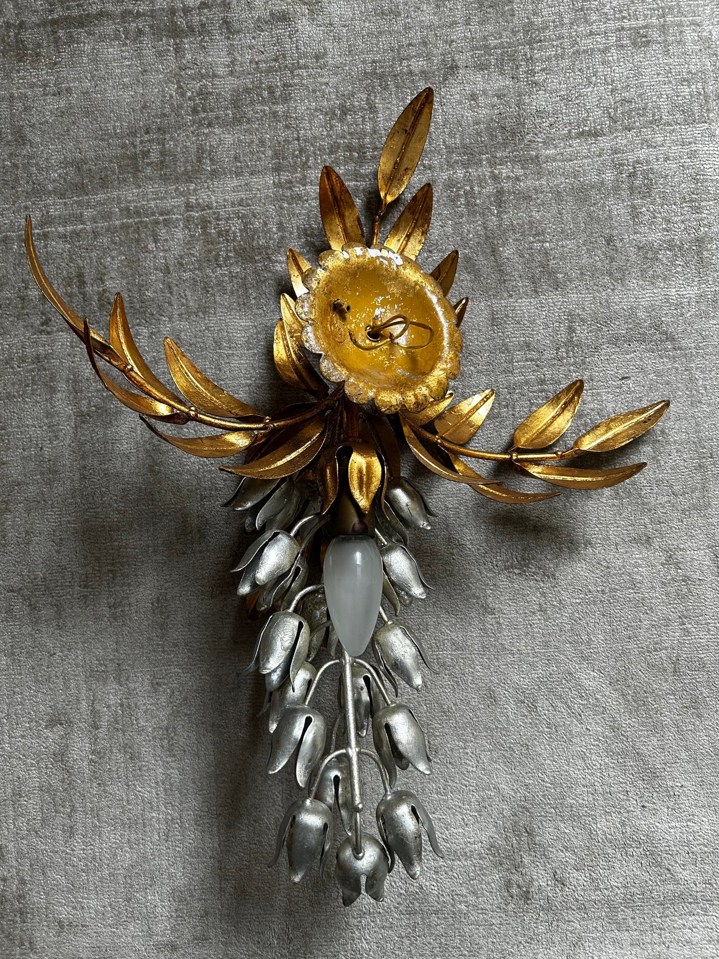 Hans Kogl Wisteria  Pioggia D’oro Sconce, Hollywood Regency, 1970s