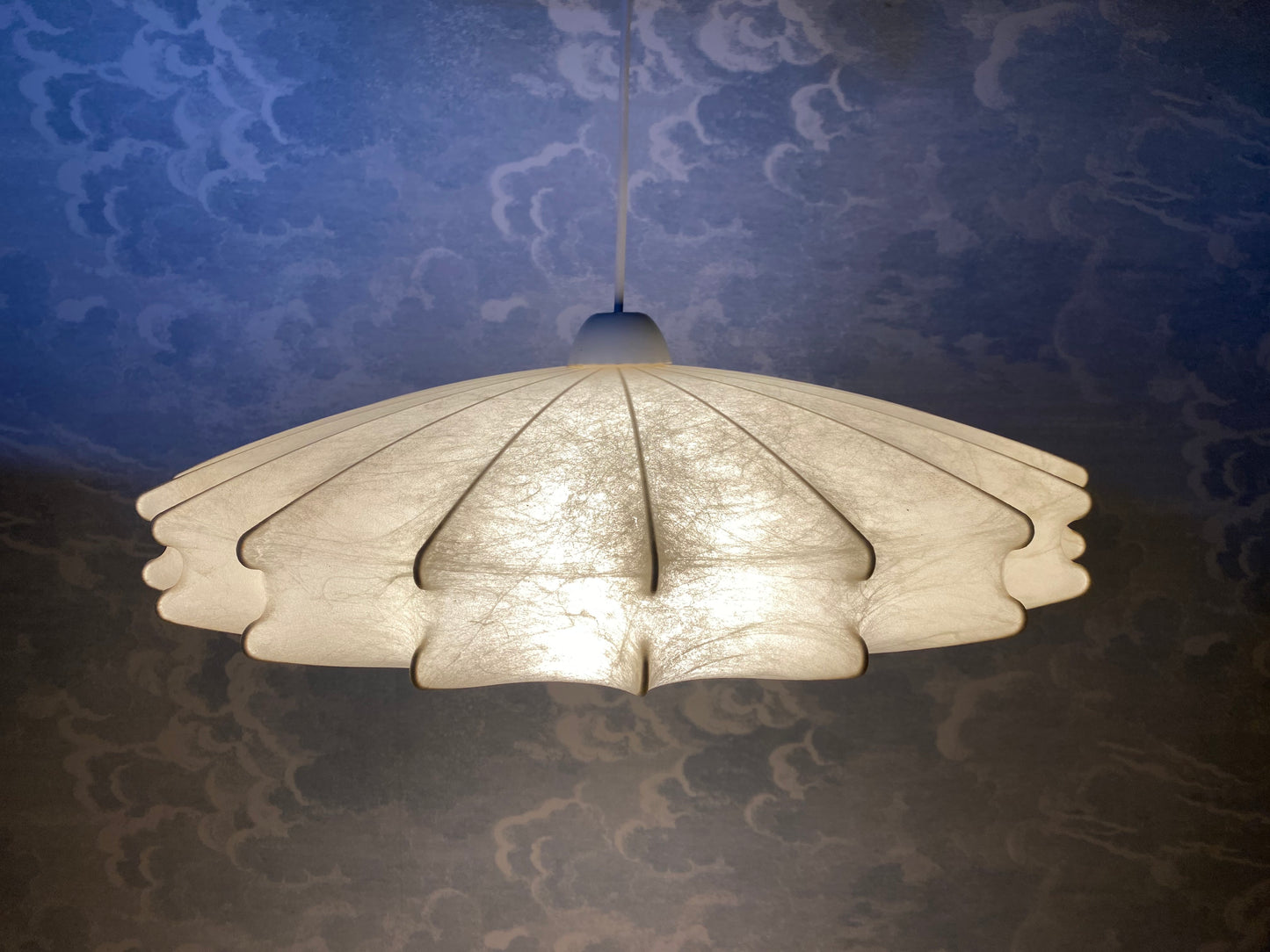 UFO shaped Cocoon Lamp Goldkant Achille & Pier Giacomo Castiglioni, Flos, 60s Space Age