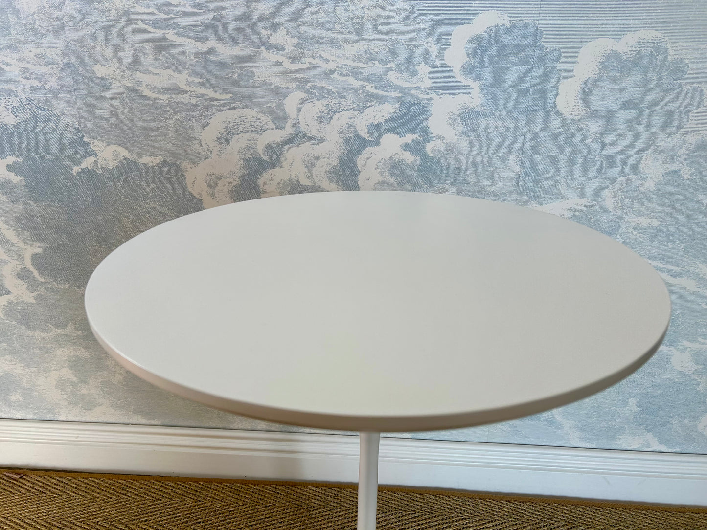 Tulip Foot Lounge or Side Table In The Style Of Saarinen - Germany, 1960s