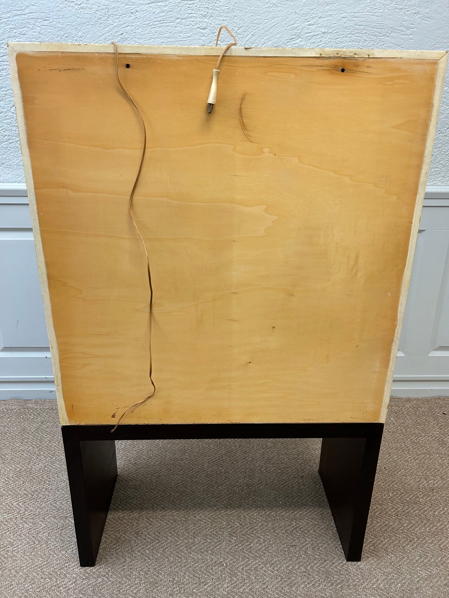 Illuminated Dry Bar Cabinet In Ivory White, by ALdo Tura, Italy. 1960's